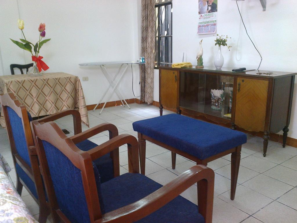 Strenua Santa Maria Suites Trujillo Pokoj fotografie