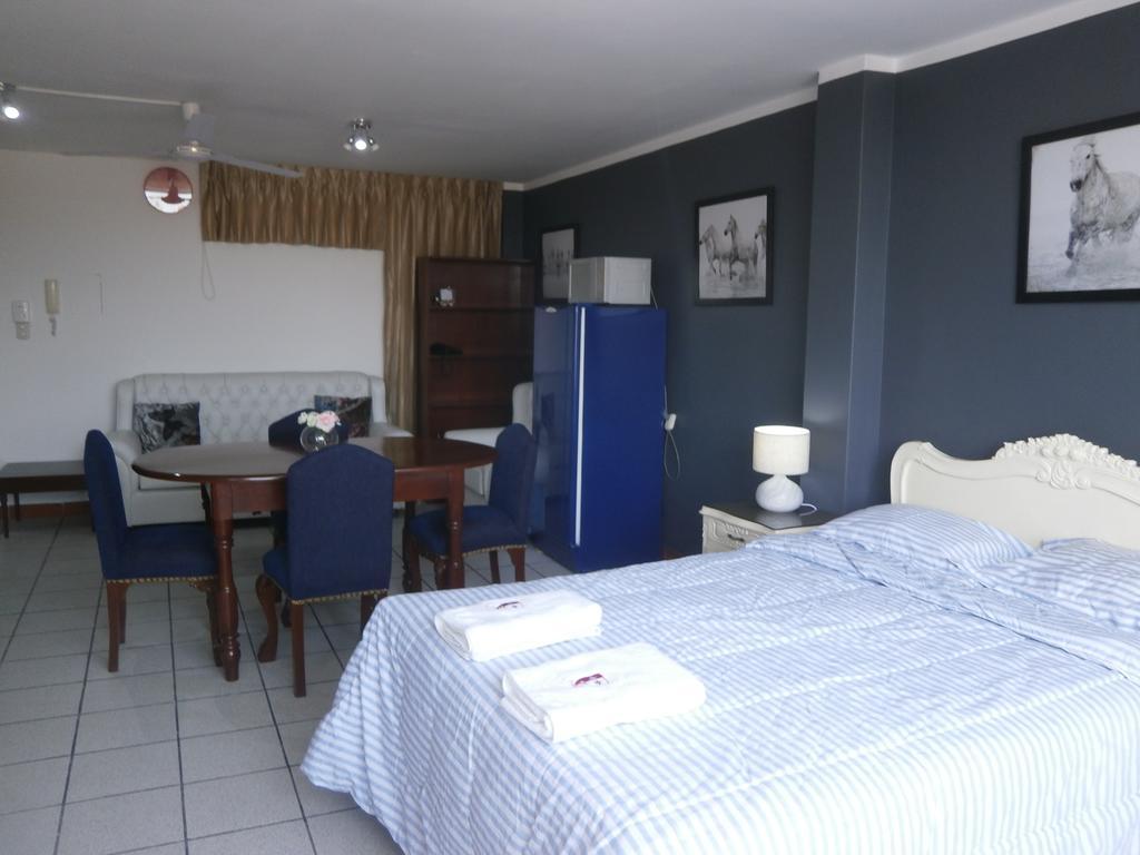 Strenua Santa Maria Suites Trujillo Exteriér fotografie
