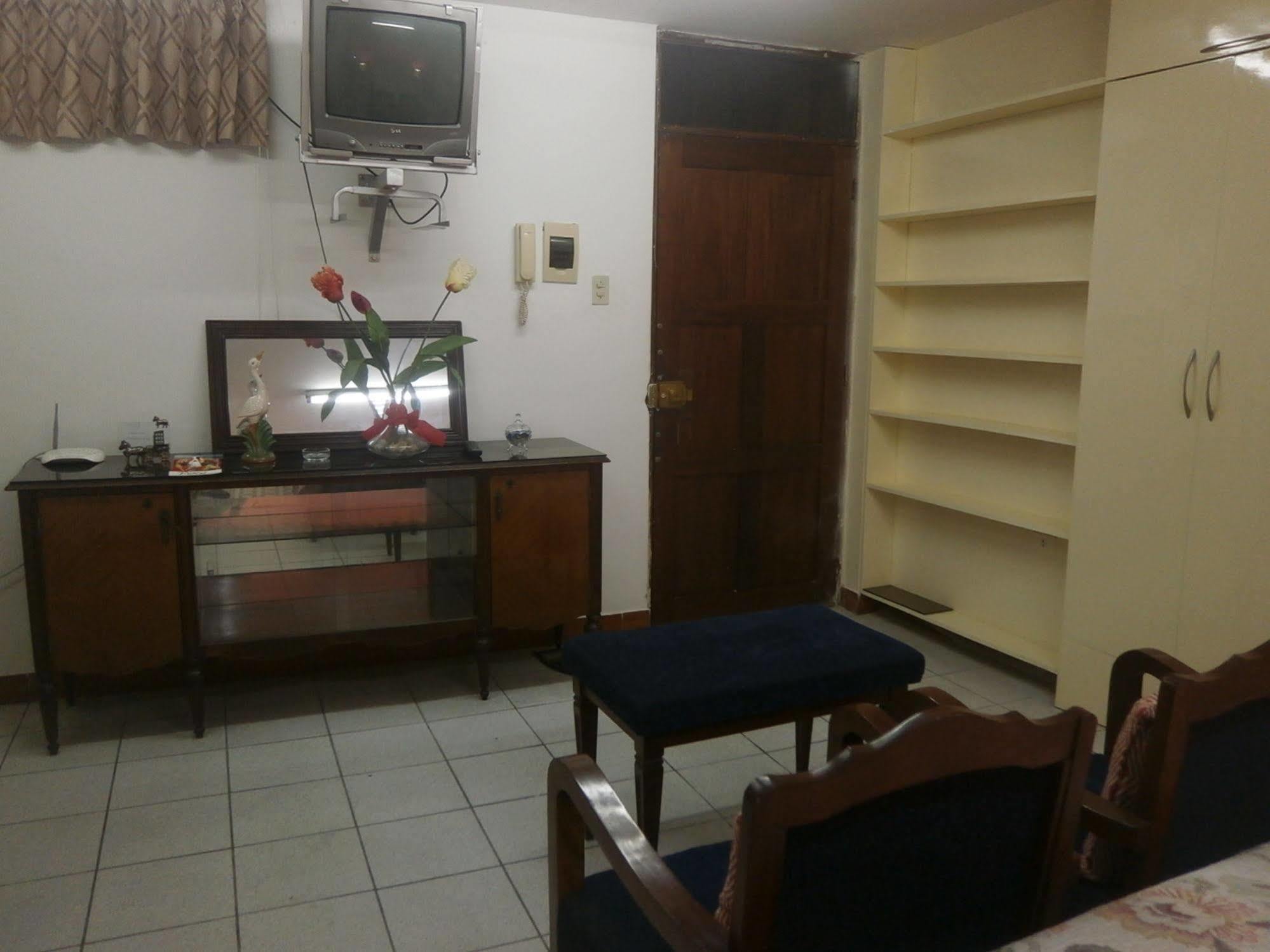Strenua Santa Maria Suites Trujillo Exteriér fotografie