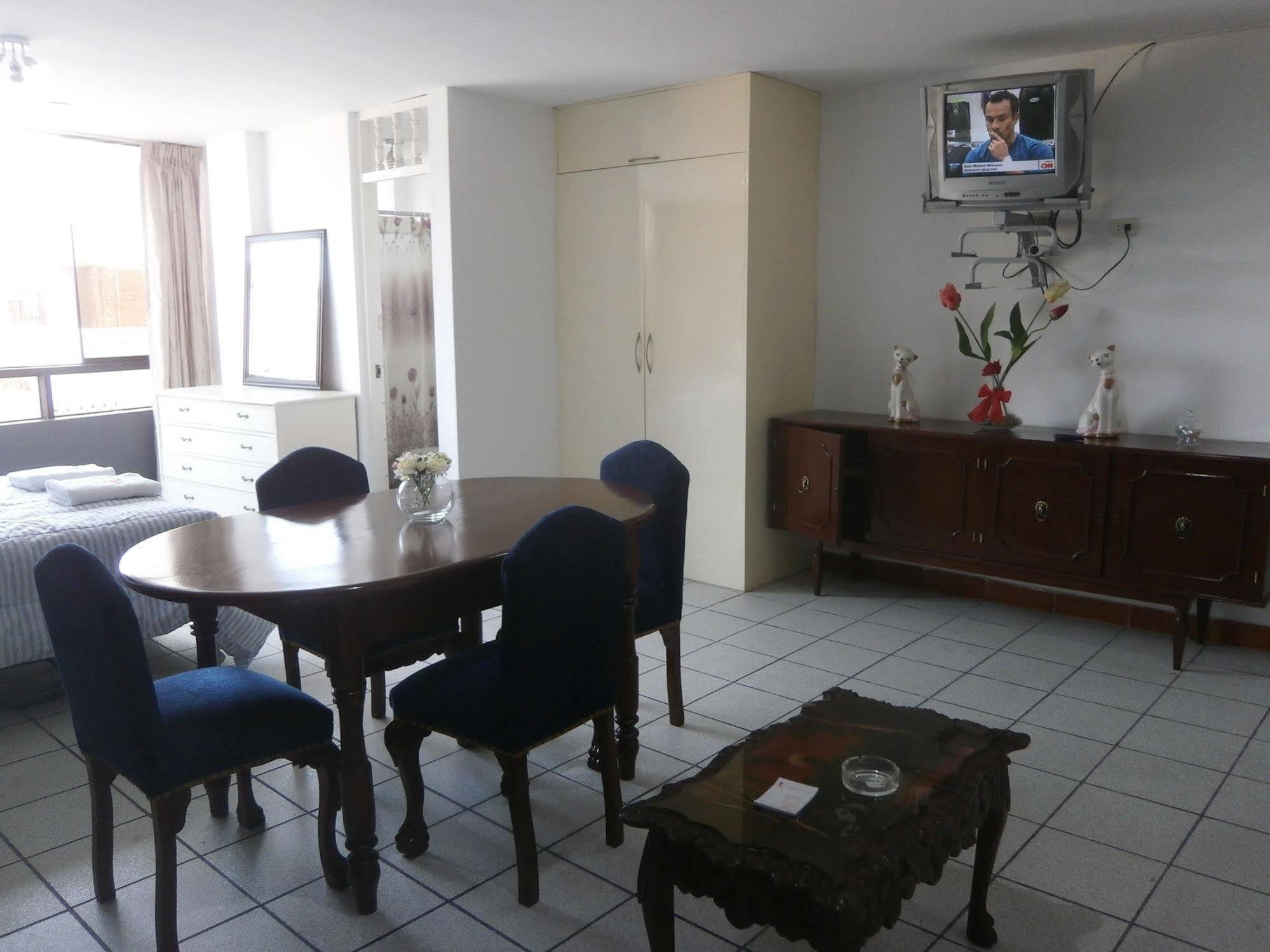 Strenua Santa Maria Suites Trujillo Exteriér fotografie