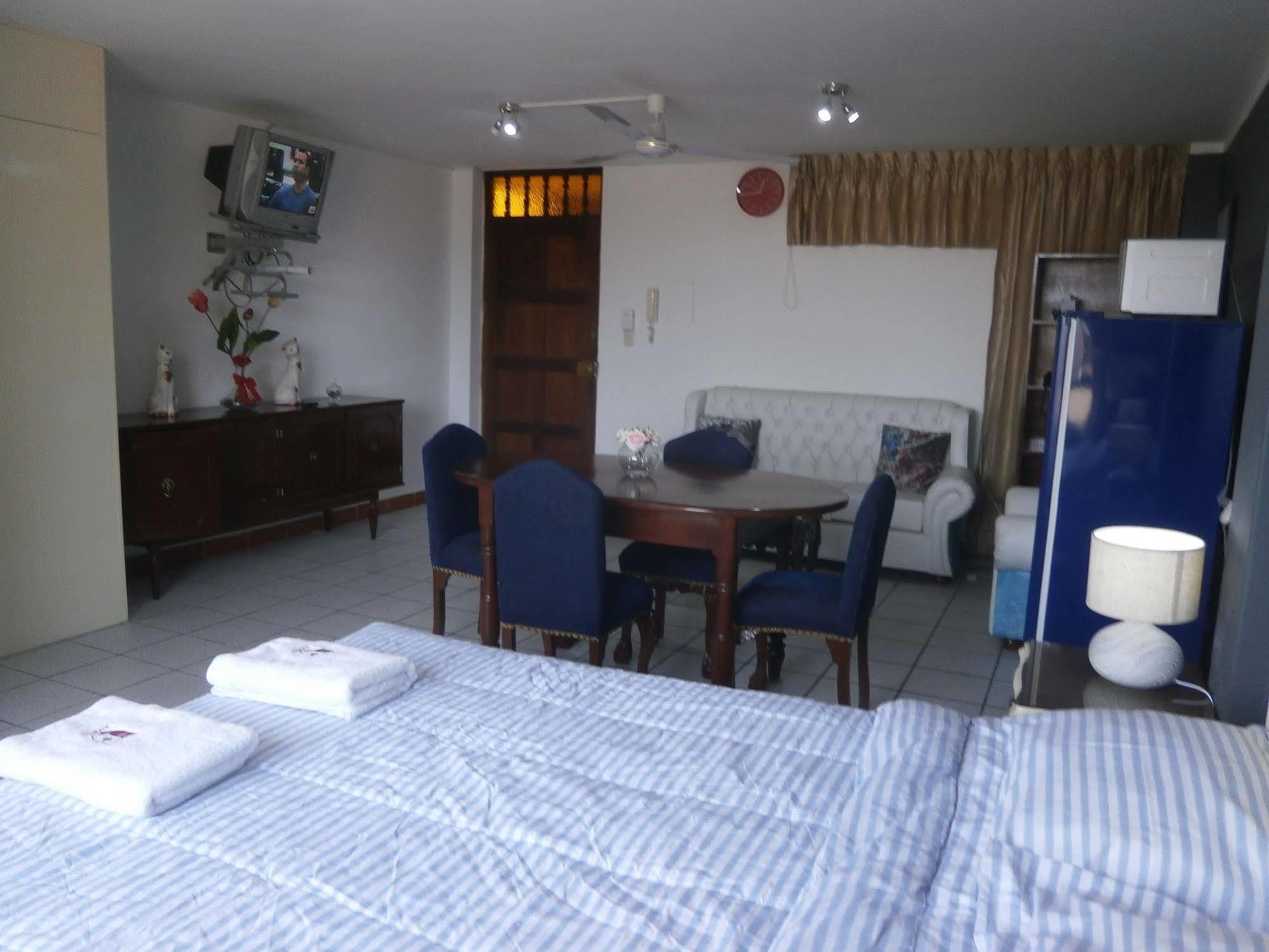 Strenua Santa Maria Suites Trujillo Exteriér fotografie